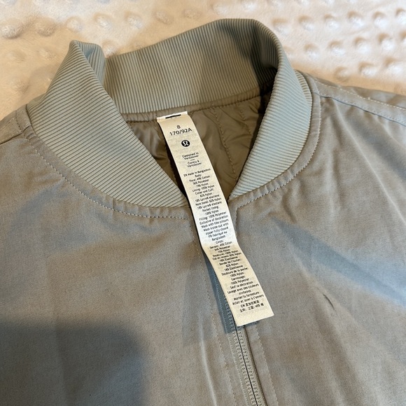LULULEMON Reversible Winter Jacket - Picture 3 of 7